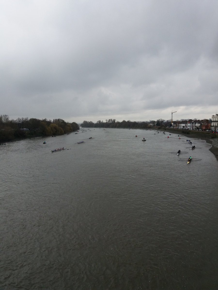 KSWBoatClub's tweet image. 2018 School's Head underway!  #shorr #kswbc