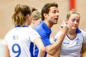 Van elk team is een topteam te maken! Vanuit de praktijk laat Santi Freixa, topsporter, tijdens 'TOPTEAM in 1 dag' zien hoe je van een groep een TOPTEAM maakt. Kom 27/3 en ontdekt de succesfactoren van een TOPTEAM.  <a href="/blognetsporting/">Santi Freixa Escude</a> #MItopteam18 ow.ly/Cycu30iLfga