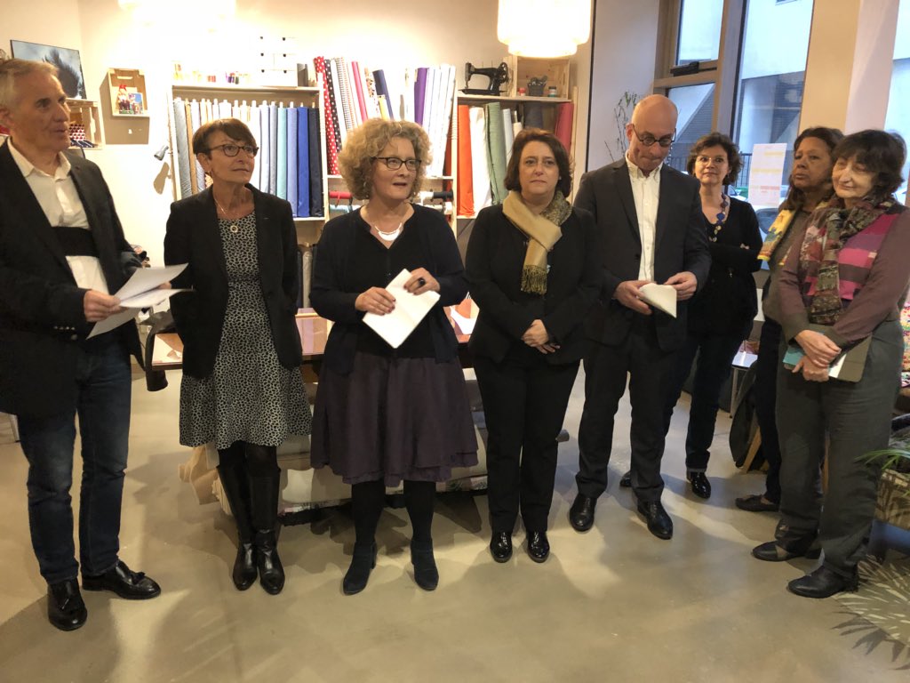 La @Semaest est fière d’inaugurer la Textilerie à #Paris10 avec <a href="/ACORDEBARD/">Alexandra Cordebard</a> @JoelleMorel11 <a href="/antoinetteguhl/">Antoinette Guhl 🌍</a> <a href="/Fredhoc/">Frédéric Hocquard</a> <a href="/RemiFeraud/">Rémi Féraud</a> @Duverlyhelene <a href="/EmmanuelleHoss/">Emmanuelle Hoss</a>