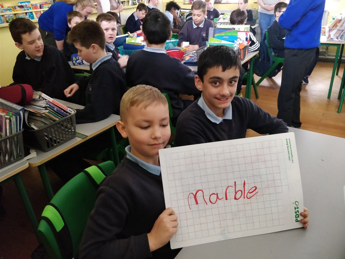 IrishAngus_CCC's tweet image. We would like to thank Naomh Charthaigh Boys National School Castleisland for allowing us to present our project to their 5th and 6th class students.We discussed with them the benefits of @AberdeenAngusIE They were happy to learn all about the breed #castleisland#KEPAK#ABPireland