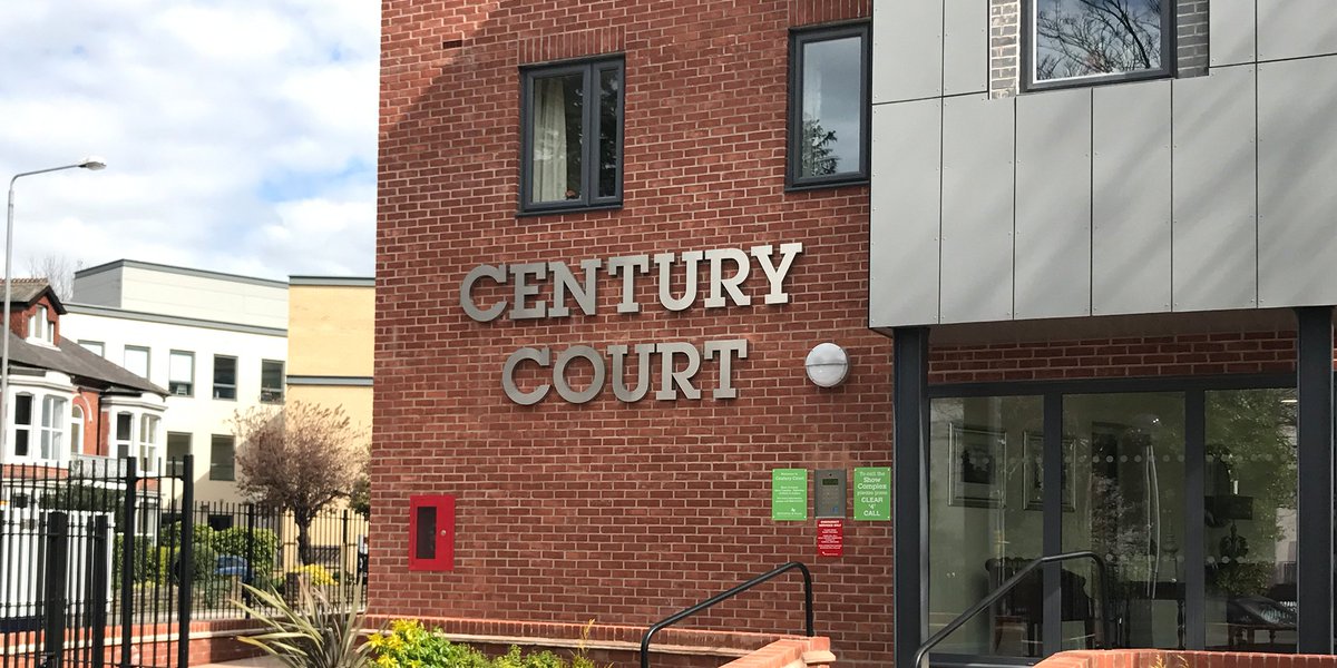 EvolutionUK_Ltd's tweet photo. Bespoke signage is a key part of a company’s brand and identity.

We produce a wide range of modern and traditional signage from new, or based on existing templates.

#evolutioncreates https://t.co/BGpRTpz5H6    
#design #signage #exterior https://t.co/HUVRaFVsg0