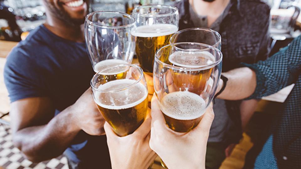 SquadPlans's tweet photo. Everyone is always down for a good happy hour! #SquadPlans #EpicPlanning #OrganizedAF https://t.co/qdZTwGMlhE