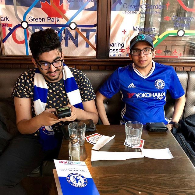 cfcto's tweet photo. #Good of these #Blues to take a break from @tom_fw #mf4h, this weekend.
#🙌🏼 #ChampionsLeague
#Barcelona v. #Chelsea
#Wednesday 3:45PM
#BARCHE https://t.co/qLJbpqiYCq https://t.co/BfWfIdILDV