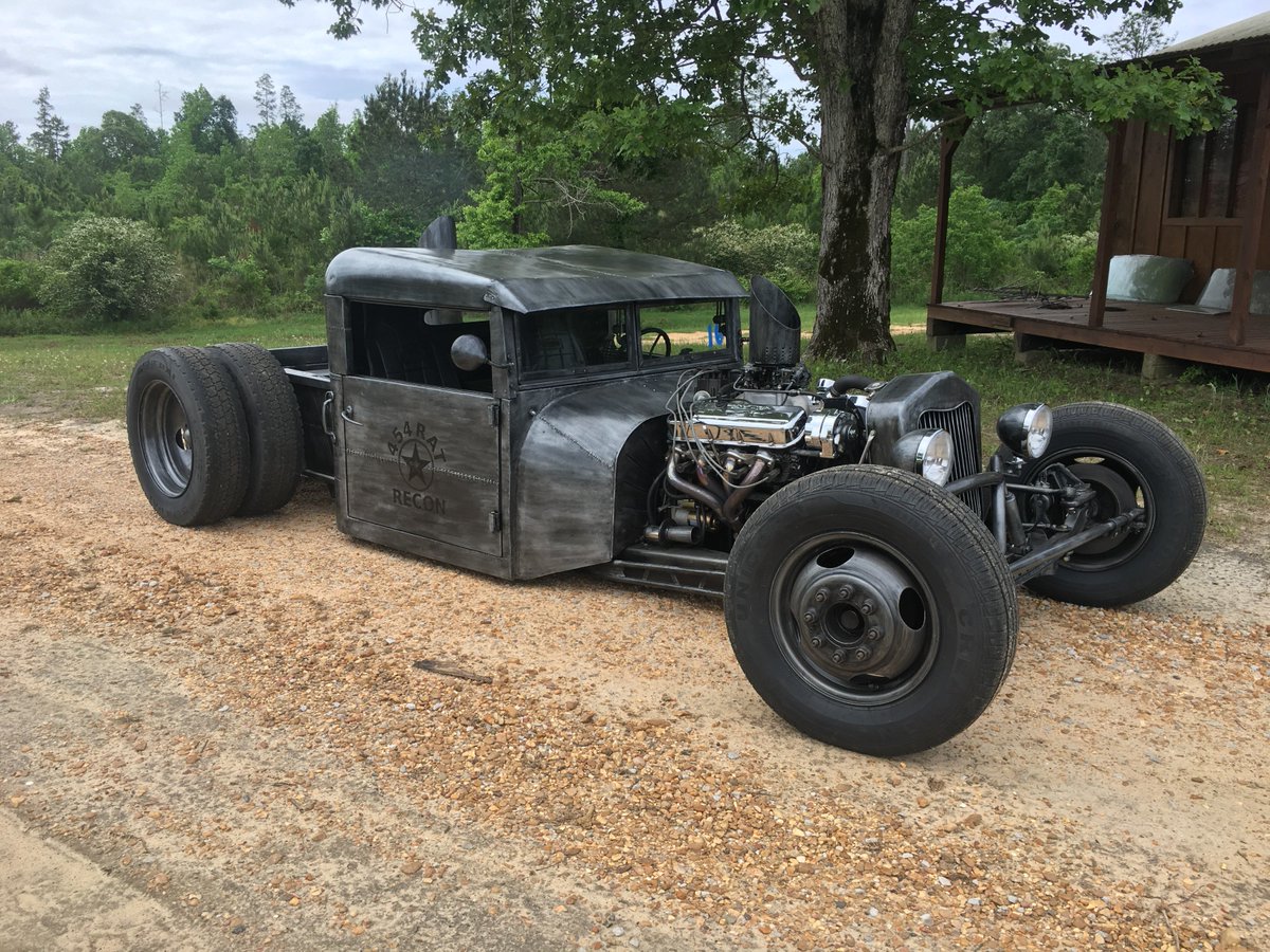 RatRodBobBuilds's tweet photo. For those that don't know me yet ... my first Rat Rod build. https://t.co/3C1YZVYR3Y