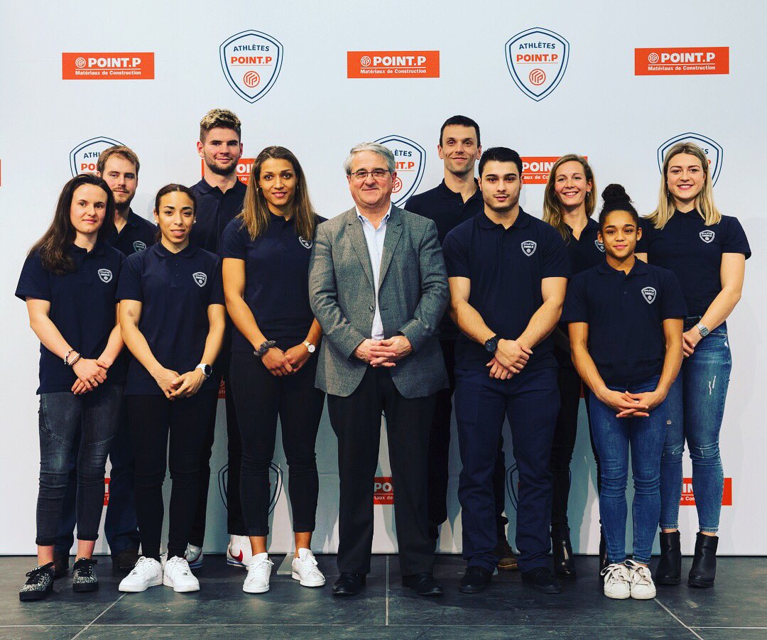 AL_Florentin1's tweet photo. Très heureuse de vous annoncer la signature aujourd’hui de mon contrat d’image avec l’entreprise @PointP_fr . Contente d’intégrer la #TeamPointP ! Merci pour la confiance et le soutien apporté 😊 https://t.co/dug0rZadns