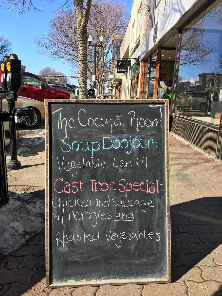 Happy Monday!!☀️ I don’t know about you, but this weather has been rejuvenating us! We’re thinking patio season could be approaching 🌿

Soup Doojur: 
• Vegetable Lentil with a fresh scone 

Big Kahuna Lunch: 
• Chicken &amp; Sausage with Pierogis and Roasted Vegetables