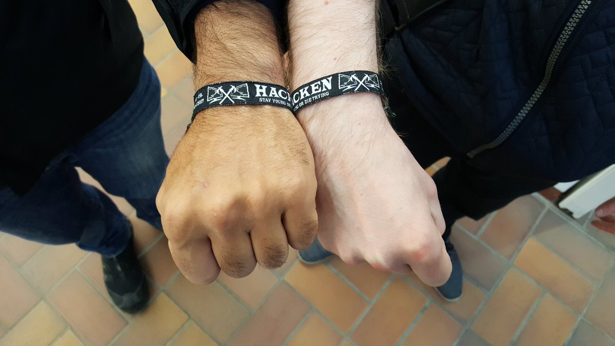 JenaRNA's tweet photo. Yet another #Hacken #Reunion at the 1st #Winterschool of the #EVBC. We hope all other hackers are doing well!
#StayYoungOrDieTrying https://t.co/PcJjur48Cx