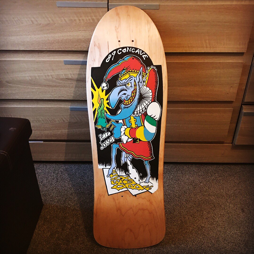 GrahamBArtist's tweet image. Hand painted Death Box Pete Dossett replica. #deathbox #oldschool #skateboard #scateboarding #PeteDossett #89concave