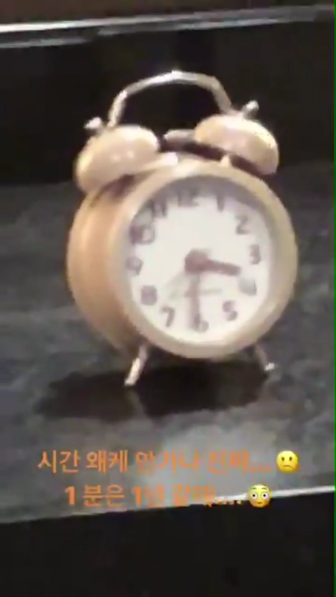 fanatic_got7_'s tweet photo. Jackson's IG story "Why is time passing so slow, 1 minute feels like 1 year"

HOW IGOT7 FEELS NOW 😂😂😂😂👏 

@GOT7Official #GOT7 #EyesOnYou #LookGOT7 https://t.co/d2pv0VNVnh