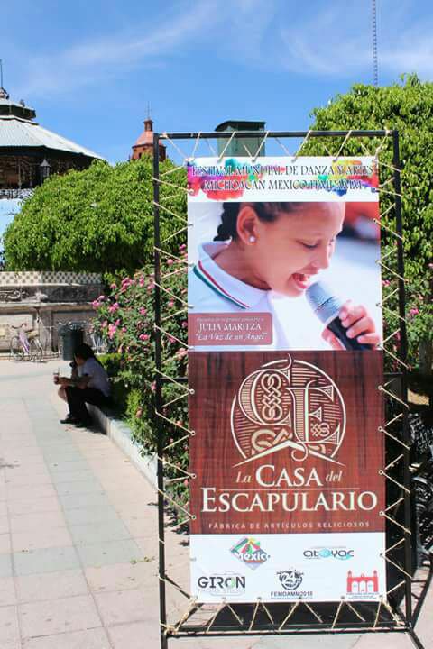 JuliaMaritzaC's tweet photo. Nos vemos muy pronto en Yurécuaro Michoacán en el FESTIVAL MUNDIAL DE LA DANZA Y LAS ARTES! El sábado 17 de marzo en mi primer concierto en público! Ya estoy lista! Ven a cantar conmigo! https://t.co/oYibEi7bmP