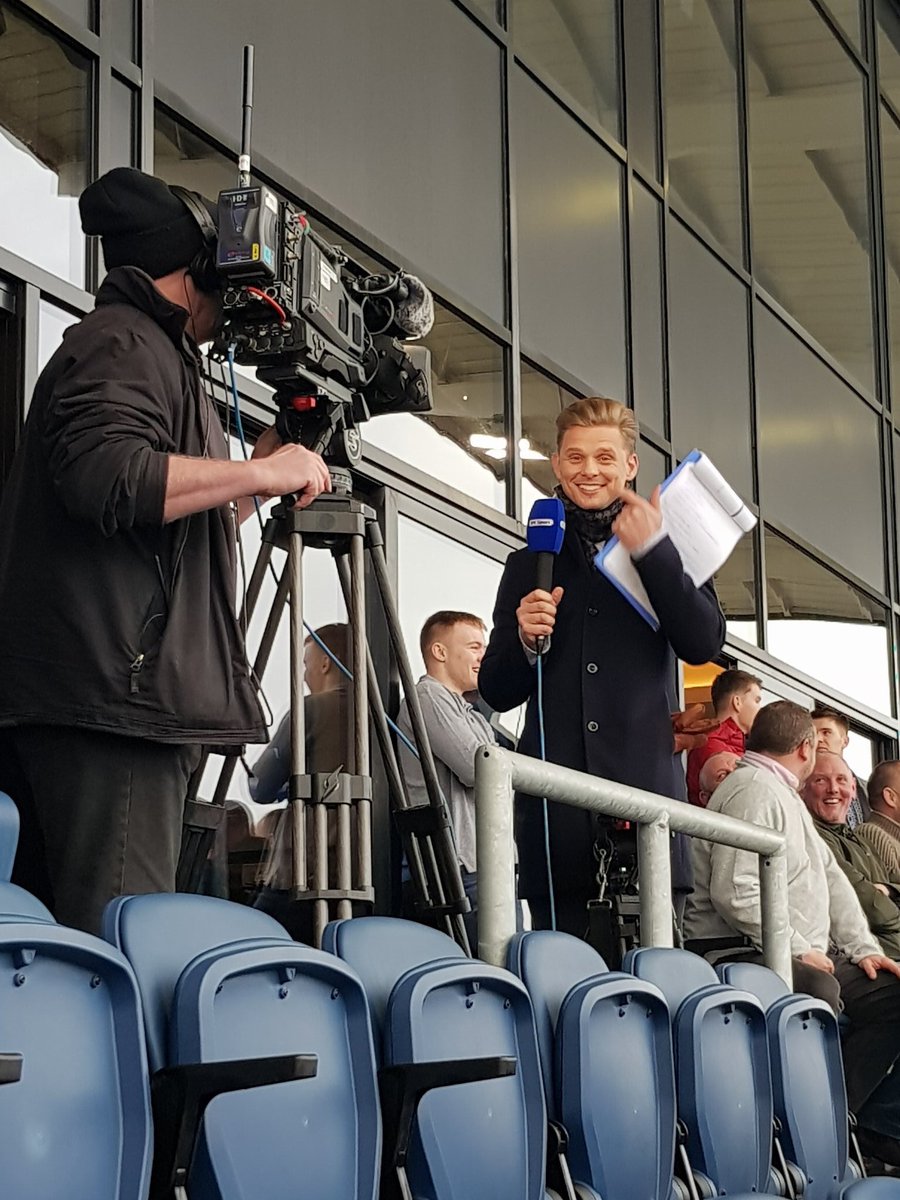 JeffBrazier's tweet photo. Great weekend for me following @TheNationalLge for @btsportscore Firstly I was lucky enough to be at @AFCFYLDE too see them ruthlessly plough through tough opposition in Aldershot. Great stadium &amp; club throughout &amp; if they make the playoff’s they’ll take some beating! https://t.co/E0FykD8W8Q