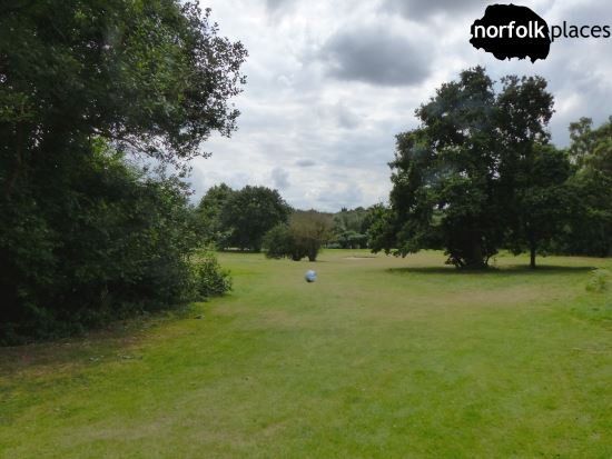 mouseholdFGC's tweet photo. 3pm Sunday 18th March is our first practice of the year. Everyone welcome. #footgolf #mousehold #familyfun #giveitatry

Full event here on facebook: 
https://t.co/omwLwRxv0j

@NorwichCC @NorfolkCC @MacronNorwich @NorwichCityCSF @GYMercury @NorfolkCountyFA @EveningNews @EDP24 https://t.co/VOpEXLh5Dw