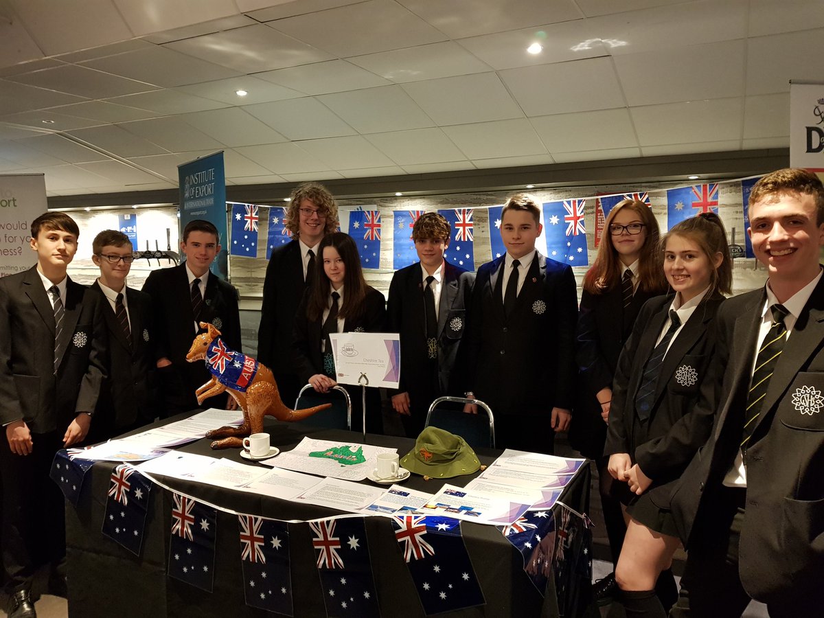 GreatSankeyDofE's tweet photo. @MyCommonwealth Great Sankey High school Bronze and Silver Participants having a great day! # Exporting Excellence #ICCSolutions https://t.co/ITQaCVpA51