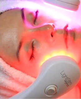 EdenTotalSkin's tweet photo. Lighten up already! @EdenTotalSkin we have LightStim Facials, or you can add it in with whatever other services you are enjoying that day. #firmagedskin #reduceporesize #smoothtexture #increaseelasticity #radiantglow #Relaxation #RockvilleCentre #spa https://t.co/EkC9VuR7nS