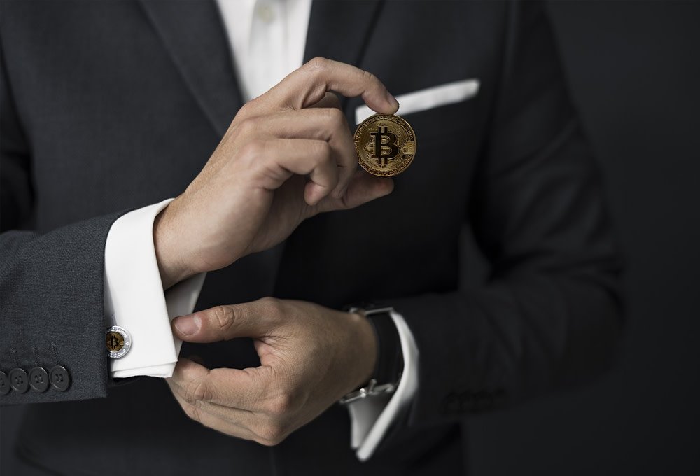 TheLuxonomist's tweet photo. 💰@alexpuig: Gracias a los #bitcoins, cada uno pasa a ser su propio #banco, sin intermediarios https://t.co/8k2y7W4bdq by @EVentoso con @tripgiu5 en encuentro para #lujodigital.org https://t.co/SPUpoGT2PK