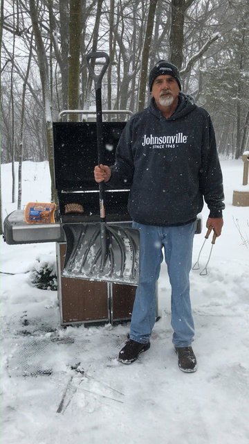 sdutton72931's tweet photo. We're beating these #winterblues by putting down the shovel and picking up our tongs... it's (early) #grilling season! Any other diehard grillers outside grilling brats this week? https://t.co/RdTbVGVgU5 #JVLWay https://t.co/kL1Ndyeg6H