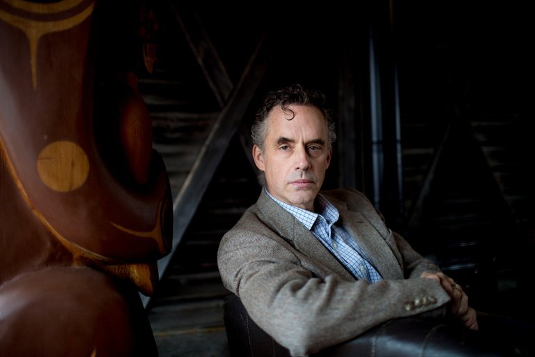 @jordanbpeterson 'He wouldn't be afraid to show his feminine side.... if he had one.'

#MostInterestingMan #JordanPeterson