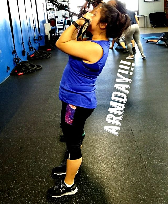Cihenacho's tweet photo. Who is ready for ARM DAY?!!! 💪🖐🖐🖐
.
.
.
#CarsonFitBody #motivation #Trainhard #Getfit #Fitfam #carson #transformation #losangeles #Workout #Goals #train #Exercise #Nike #weightlossmotivation #instafit #womensfitness #girls #happy #HealthyLife #run #WeightLoss #fitness https://t.co/UEyevA6JSv