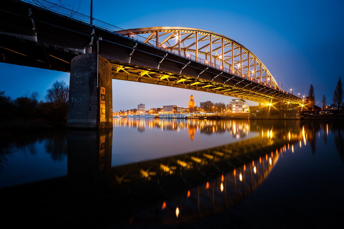 provgelderland's tweet photo. Bouw jij mee aan de toekomst van Gelderland? Meld je aan voor de Inzoomsessies op 29 maart of 3 april en praat mee over actuele ontwikkelingen en kansen voor Gelderland. #omgevingsvisie #duurzaam #economisch krachtig #verbonden https://t.co/tZJxQ7wWCs https://t.co/DrlZ0UvvOe