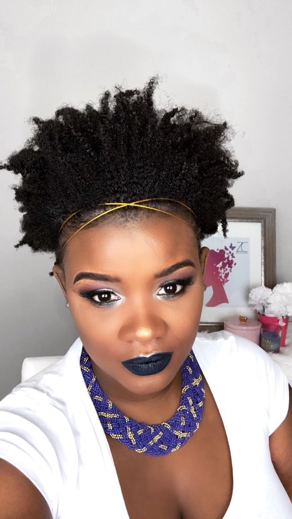 IconicSenz's tweet photo. #FinePeopleFromZimbabwe My lil contribution 💋💋 #Blogger https://t.co/FTbF5FSogJ