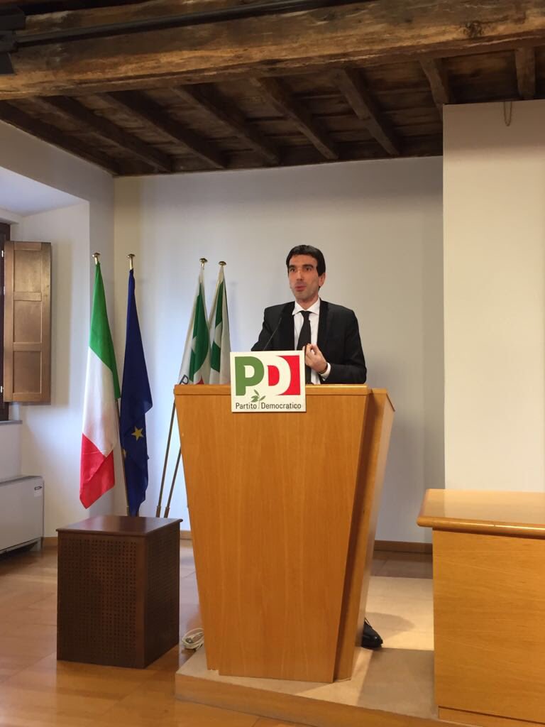maumartina's tweet photo. Ripartiamo con umiltà e unità e con una mobilitazione straordinaria. Organizziamo assemblee aperte nei seimila circoli Pd. Ripartiamo dal nostro popolo. Tutti devono essere parte di questo lavoro #direzionePd https://t.co/a25FhBGlK6