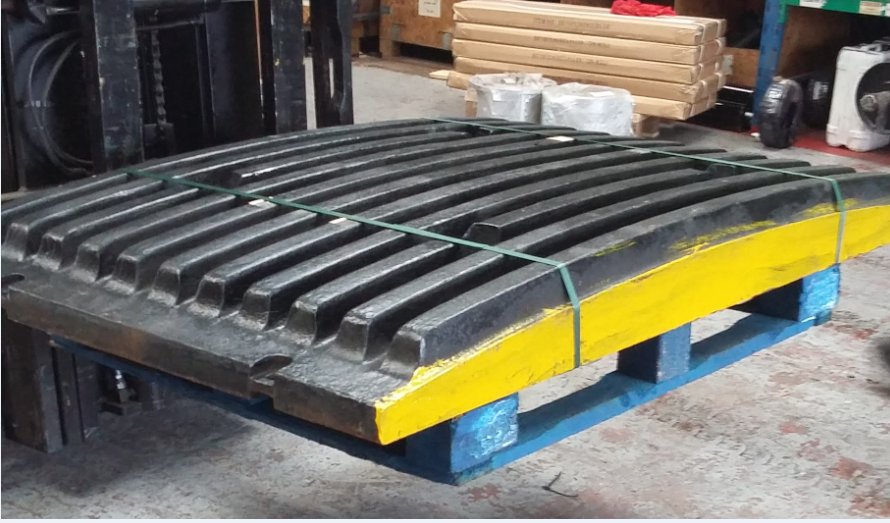 Wear_SpareParts's tweet image. C12 wide tooth #jaws available from stock. Call the team on +44 (0) 1925 505000 for more info #WASP #PremiumParts #GlobalSupplier