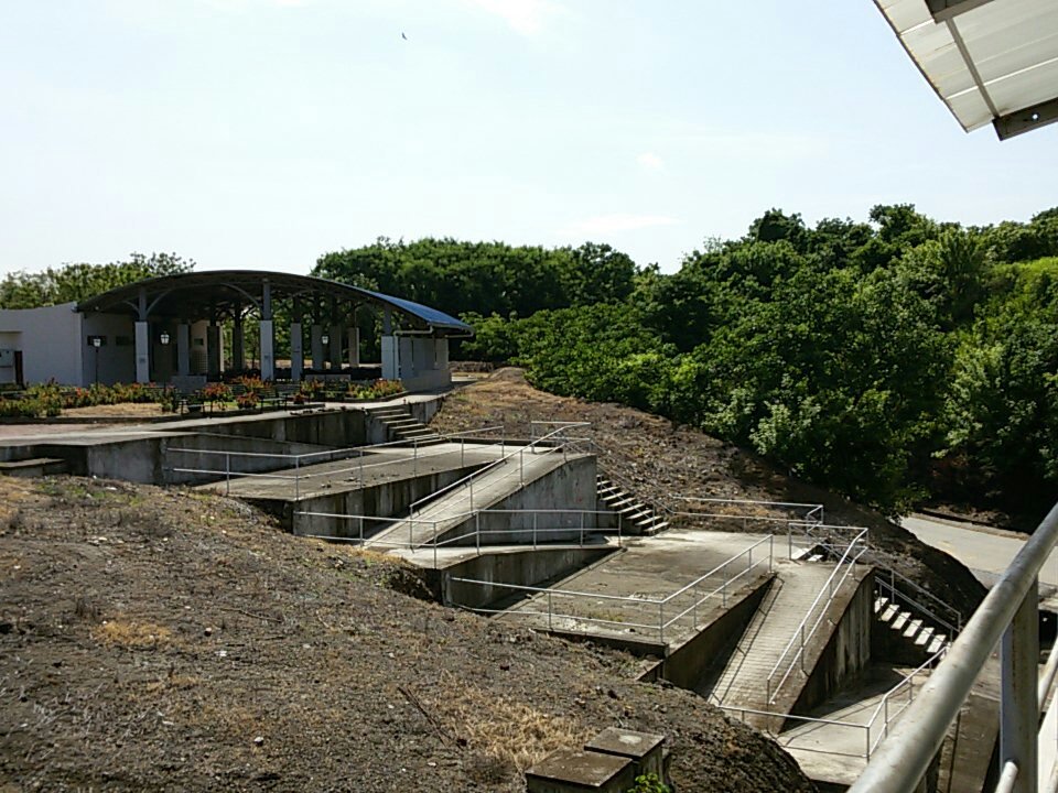 jmejia00's tweet image. Que rico sol en #edcom #espol #Guayaquil