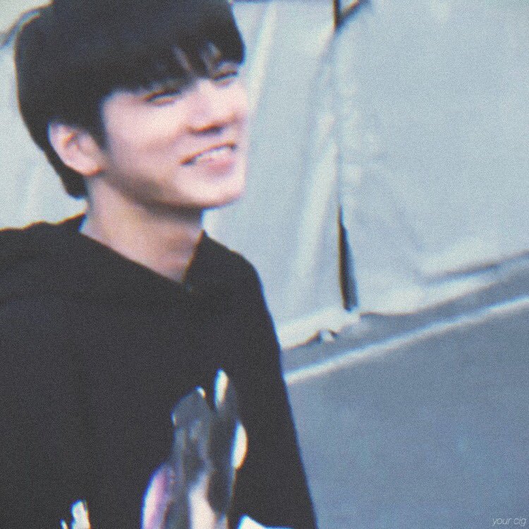 __yourcigarette's tweet photo. #옹성우 #ONGSEONGWU 
#WANNAONE https://t.co/NrwDGtviXE