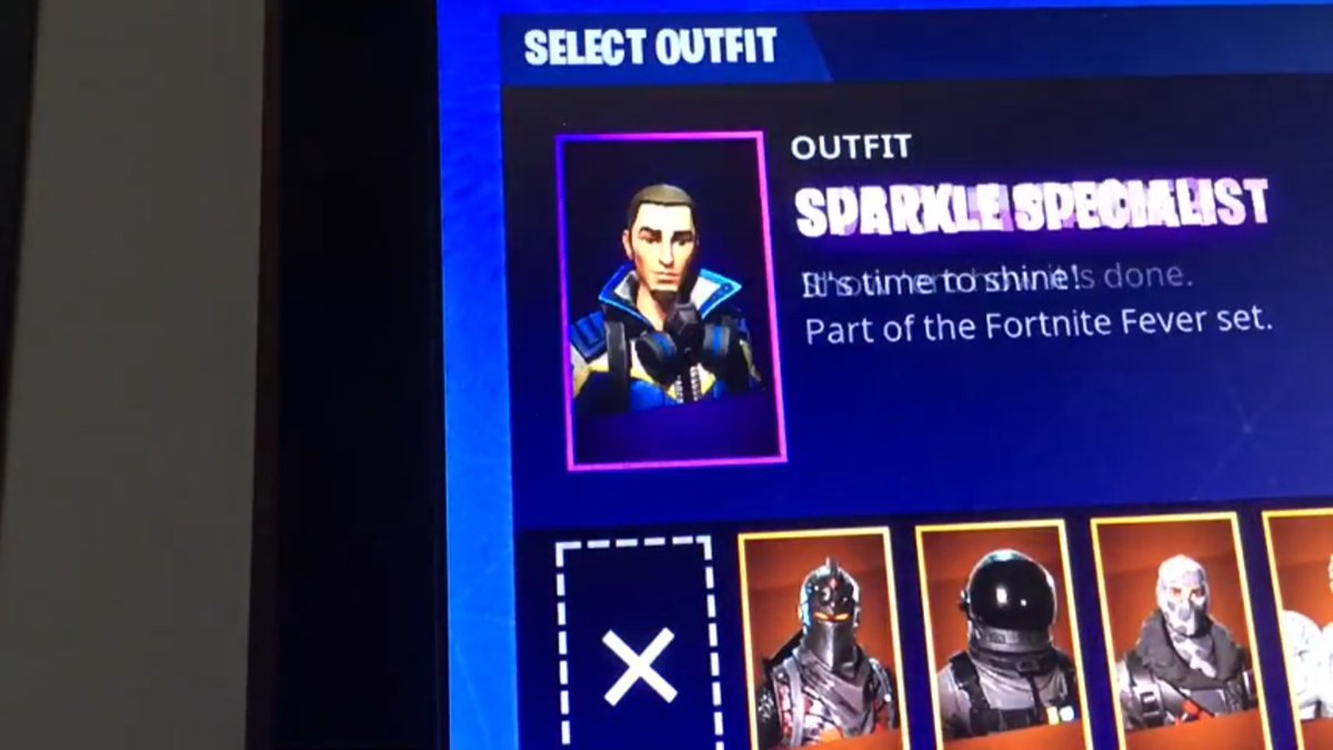 SWISHFISH17's tweet photo. @OMGitsAliA  I found a leaked skin on my game. https://t.co/uMnprdH5Nv