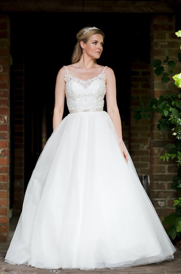 #DressOfTheDay We love this @VictoriakayKay gown. See more here https://t.co/rVFyySorrC β€οΈ #wedding #dress #inspiration #bridal #NorthWest #YNWW #Cumbria #Lancashire #Manchester #Blackpool MB https://t.co/zQrp2qOXCd