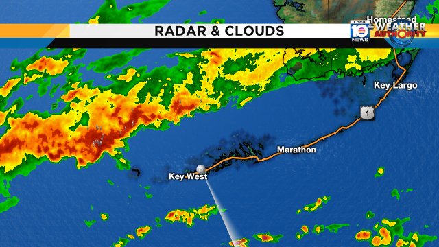11:25 AM: Potent line of storms heading toward the Lower Keys. Winds to 40 mph and frequent lightning likely https://t.co/8SdbirzY40