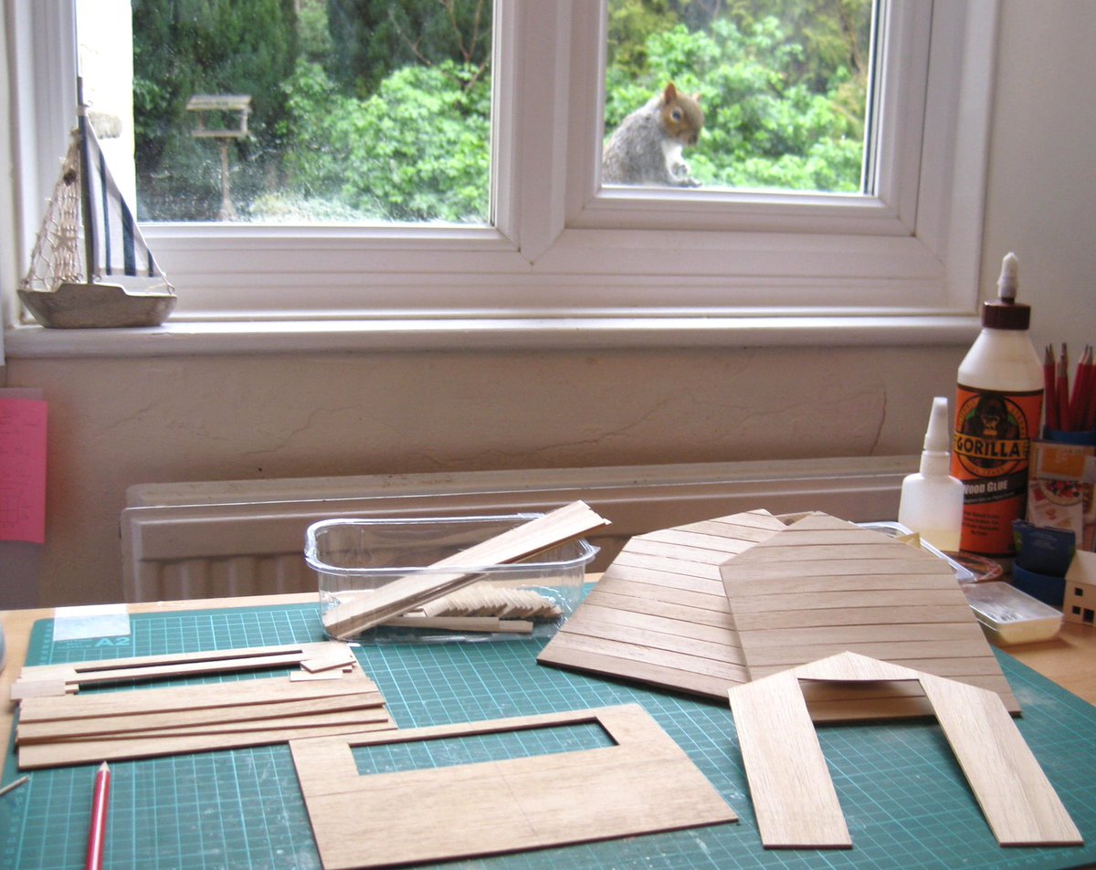 julie warren miniatures