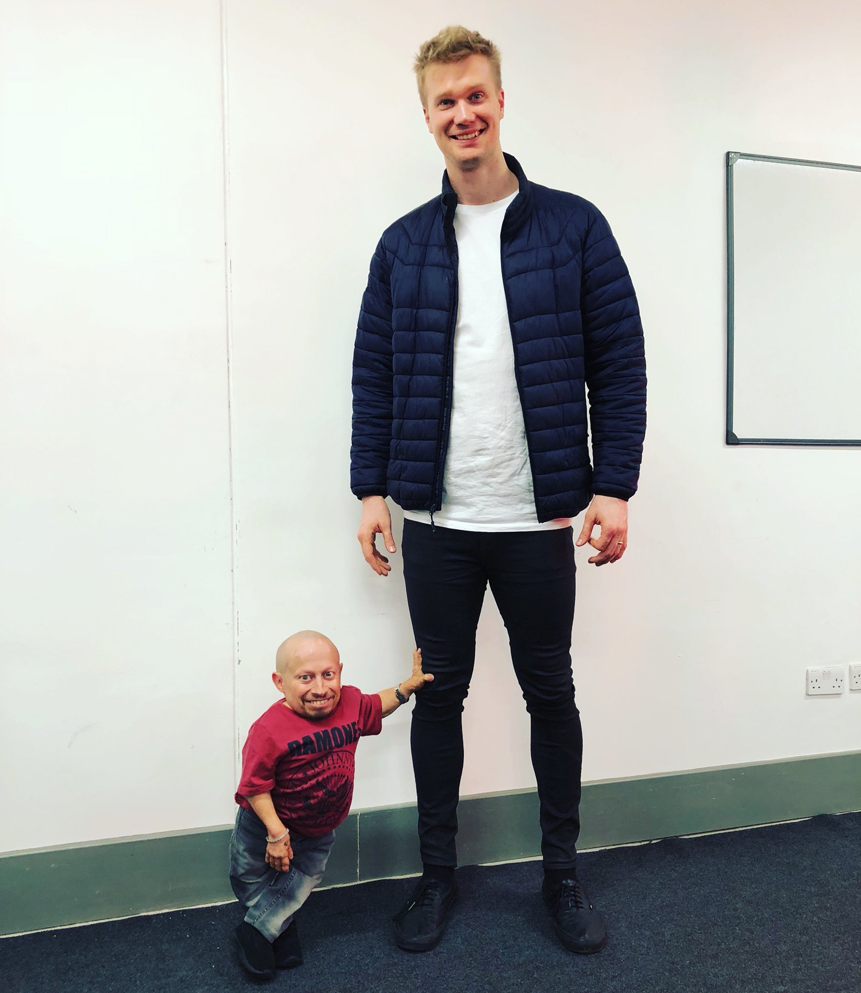 Verne Troyer Height Comparison