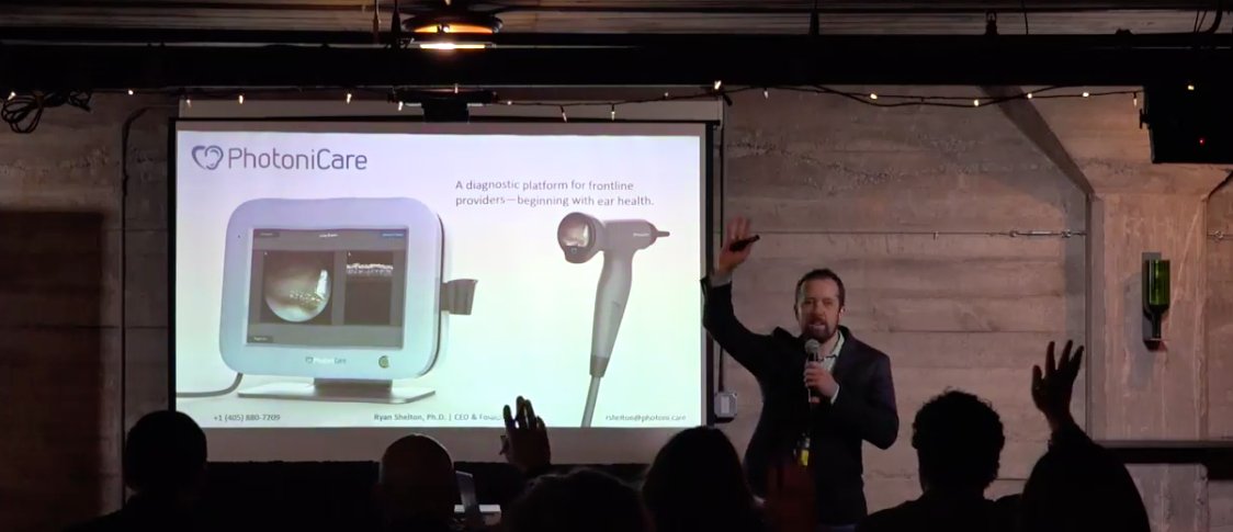 HealthSpark2018's tweet image. Learn about our finalists:  @PhotoniCare 

"PhotoniCare’s hand-held ClearView imaging tool uses an advanced light-based technology (optical coherence tomography, OCT) to see through the eardrum."

#barracudabowl #sxsw2018 #healthspark2018