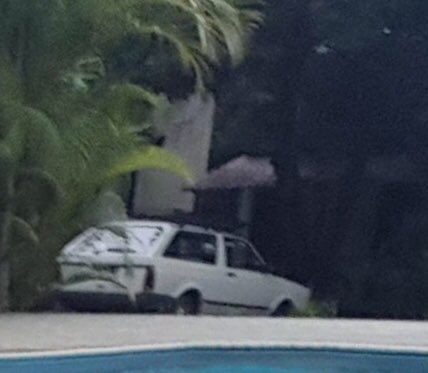 #VcViu ?RT <a href="/playdorio/">Dollynaldo Pet</a>: Parati cl branca com dois bagageiros em cima, Placa: LIS 2450 roubado na Na Av. Intendente Magalhães, 243