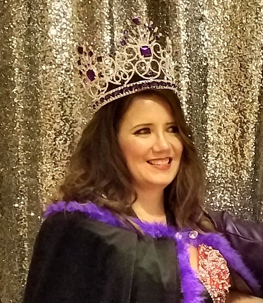 dreamdancer71's tweet photo. I won the International Royal Queen PSDSM in NYC! https://t.co/WRVBFr1NdS