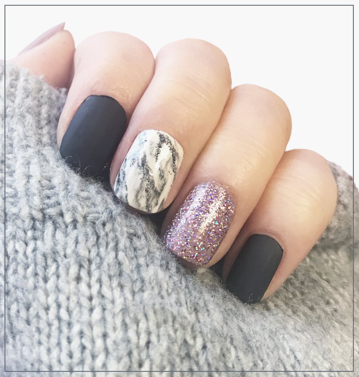United_Beauty's tweet photo. We are loving this marble-contrast nail art design! We think the matte look will be coming into trend this spring/summer 🌸💅

Visit our website: https://t.co/ug3JfFZTlH to get your hands on all the tools you need to create stunning nail art designs... https://t.co/Akas70f4oC