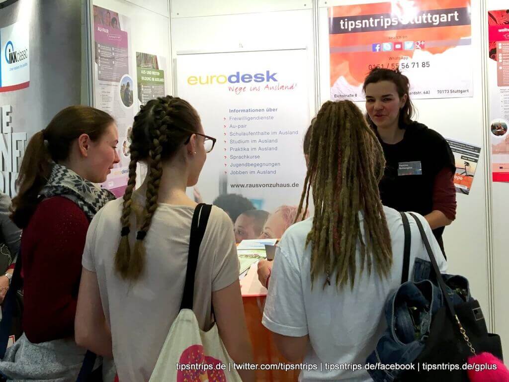 jugendagentur's tweet photo. Insgesamt 4.400 Besucher_innen waren bei der Stuzubi - Karrieremesse am vergangenen Samstag in der Liederhalle.
#tipsntrips/ #Eurodesk #Stuttgart war an Messestand Nr. 3 vor Ort und informierte sehr erfolgreich rund um das Thema #Auslandsaufenthalte. https://t.co/uYWSgmjlCJ