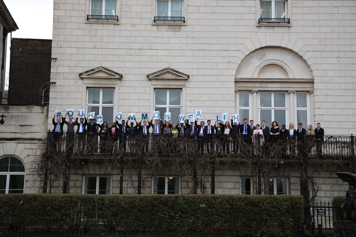 bycLIVE's tweet photo. Young people mark Commonwealth Day with Prime Minister. https://t.co/iGbOKDMkwI  #CommonwealthDay #OurCommonwealth https://t.co/qJvwX3zavB