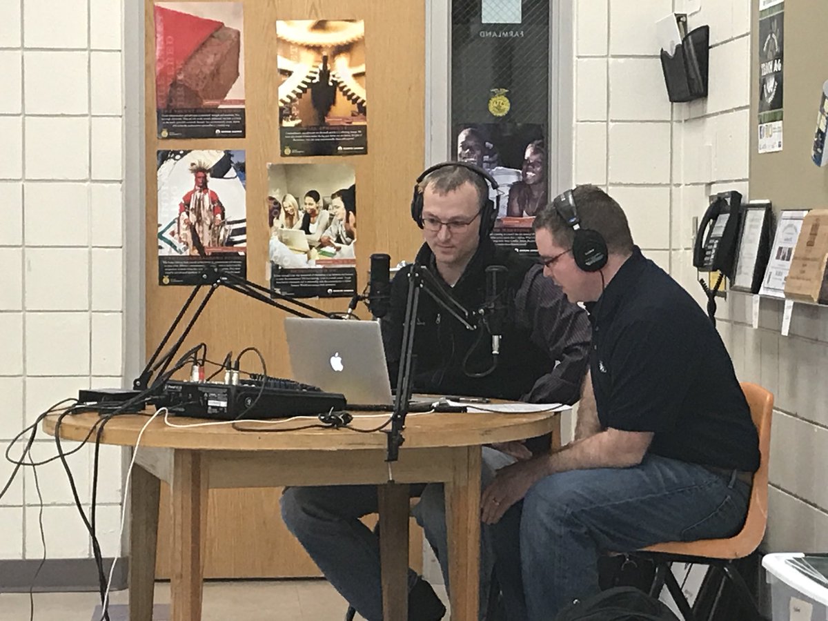 Thank you to @farmerbuck1 and <a href="/JoshShofner/">Josh Shofner</a> for speaking to our plant science class and for showing us how your <a href="/DuPontPioneer/">Jess Graham</a> podcast is done #goodhueschool #goodhueffa