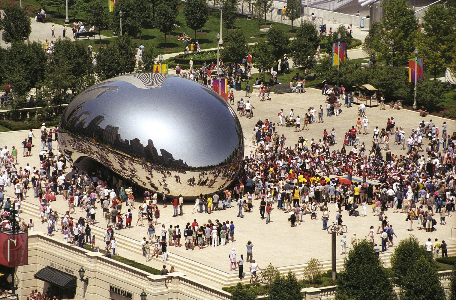 \"Artists don\t make objects. Artists make mythologies.\" - Anish Kapoor.
Happy Birthday! 