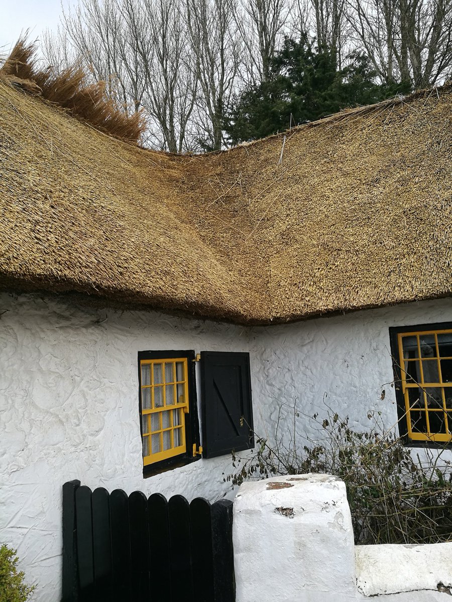 HeritageFundNI's tweet photo. Great afternoon with the thatcher's today with a lovely cuppa to finish off #crosskeysinn https://t.co/WWRAf9QsWX