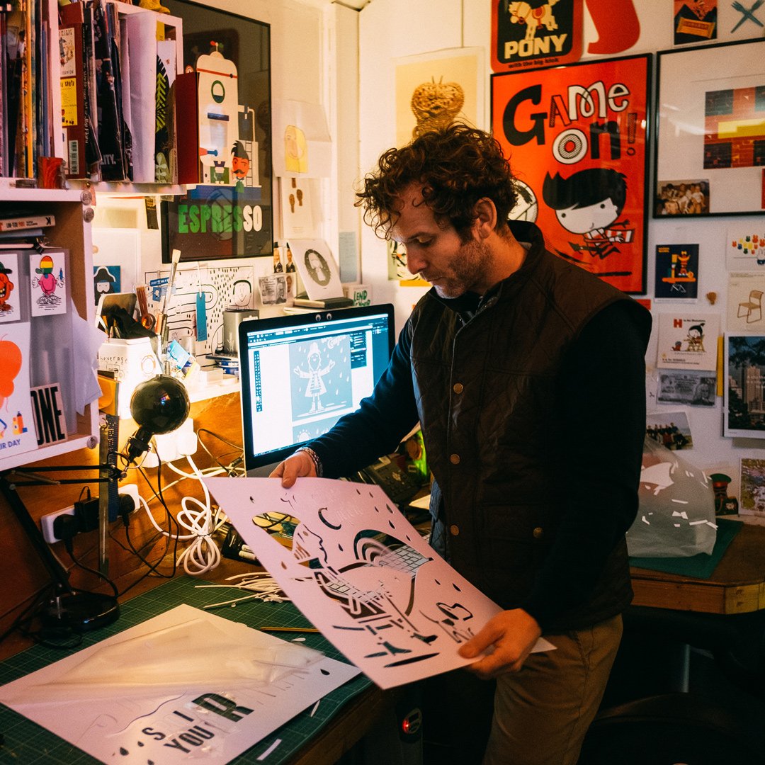 spencerwilson8's tweet photo. Last December I was asked to create some art / stencils for @Barbour as part of the #WeatherComfort range. You can see some of it and read about it here... https://t.co/w6icimF6LS https://t.co/Kt4xW1rmfT