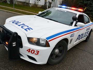 (UPDATE) Heroin, cocaine, Tasers involved in 18-person #Barrie drug bust simcoe.com/news-story/832… https://t.co/zISClxkrsV