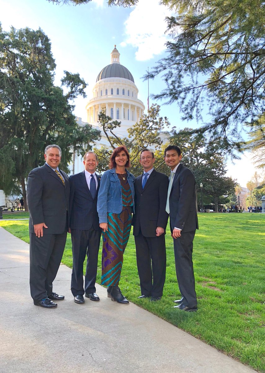 ChongAF's tweet photo. #SDAFP #AMAM2018 San Diego ready to lobby for patients and primary care @lee_ralph https://t.co/G6SWikMzJe