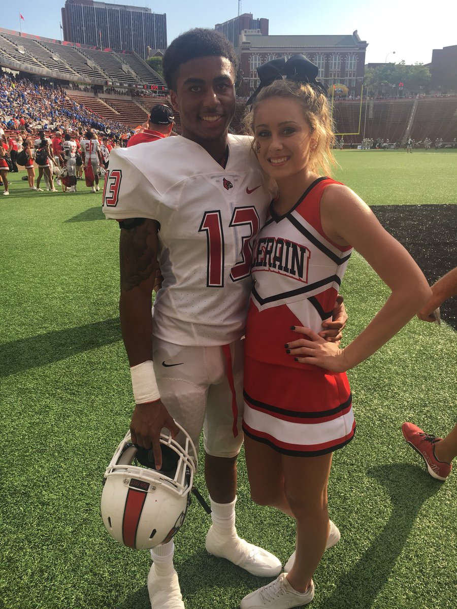 Skyyy_Ashhh's tweet photo. VOTE FOR US !!! For senior Superlatives CUTEST COUPLE🙃❤️ https://t.co/h7Sp4ct2bP