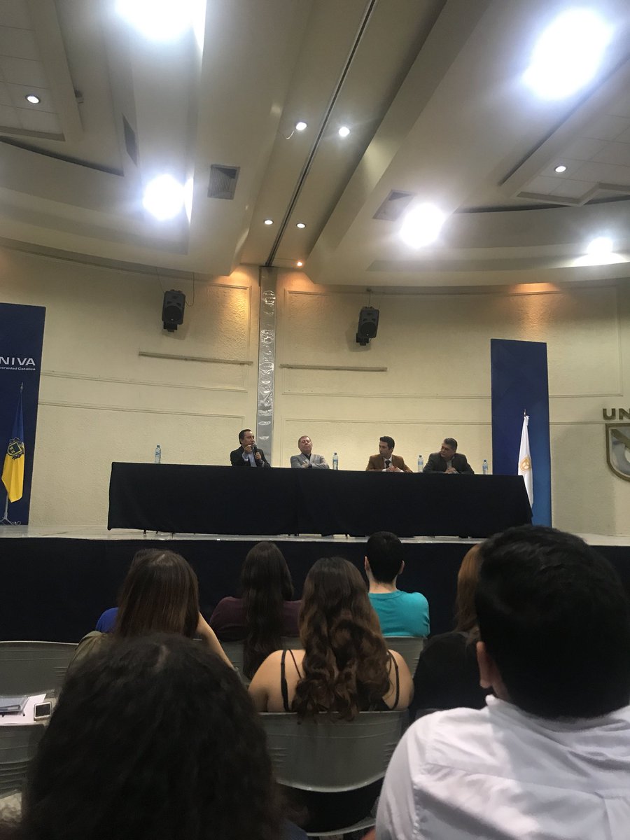 anacuesep's tweet photo. Seguir a los candidatos y ver lo que nos ofrecen 
Somos muy inteligentes y hay que informarnos más e involucremos en nuestro país 
Cambiemos nuestro país!
Ejerzamos nuestro derecho a votar! #PanelUniva  @iusfilosofo https://t.co/lPTAS7gEdd