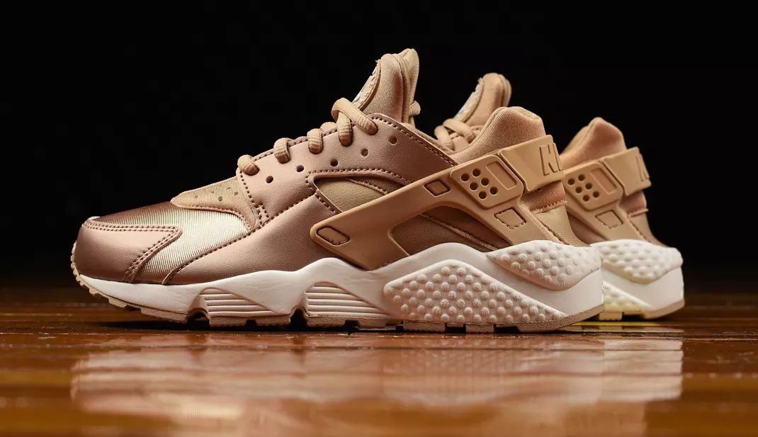 VestimeSanta's tweet photo. #nike #huarache https://t.co/4L5lyhhXmz