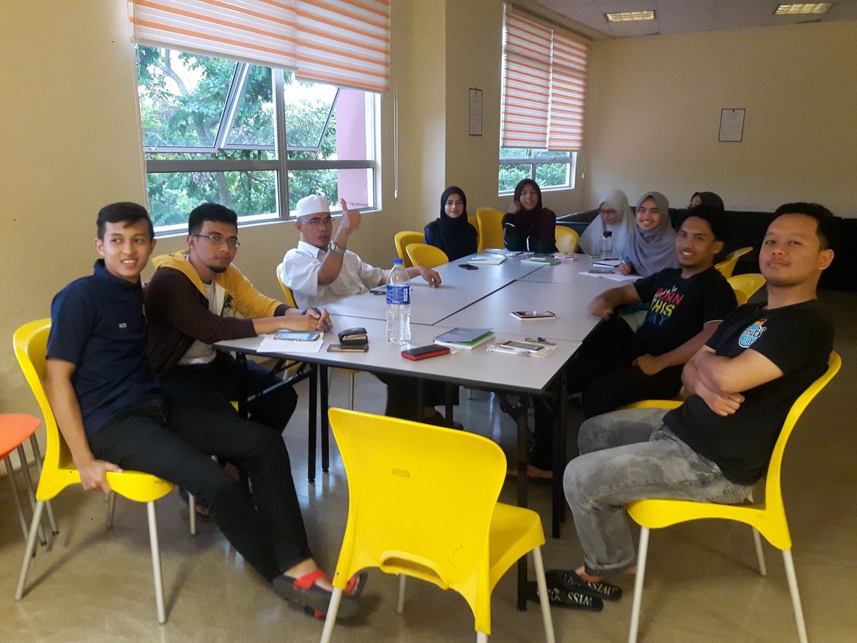 ppdphpalam_'s tweet photo. Robbi yassir wala tuassir untuk permulaan semester baru 2018. semoga setiap urusan kita dipermudahkan oleh Allah. semester baru azam baru inshallah πͺ. jangan lupa turn on nottification untuk dapatkan update terkini daripada kami. #ppdphpalam https://t.co/m92x8U6pGg