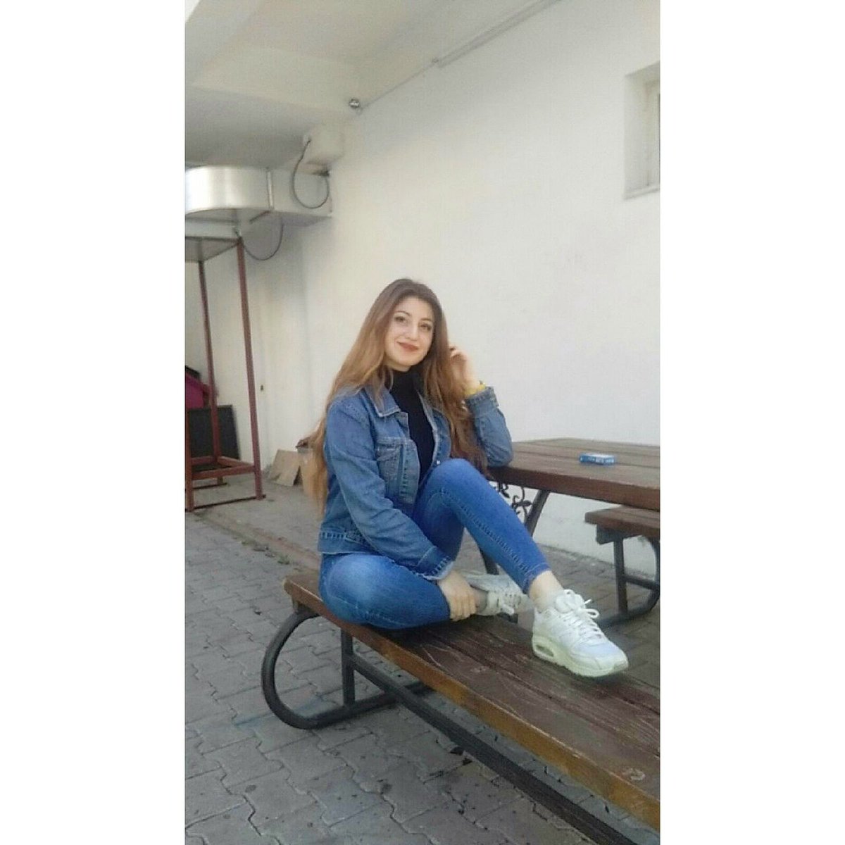 Buse Sarı (@buseeeesarii) on Twitter photo 